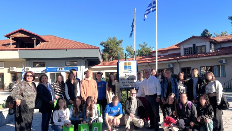 Επίσκεψη μαθητών Erasmus+ από το Institut d’ Altafulla Ισπανίας στο Δήμαρχο Βαγγέλη Γερολιόλιο